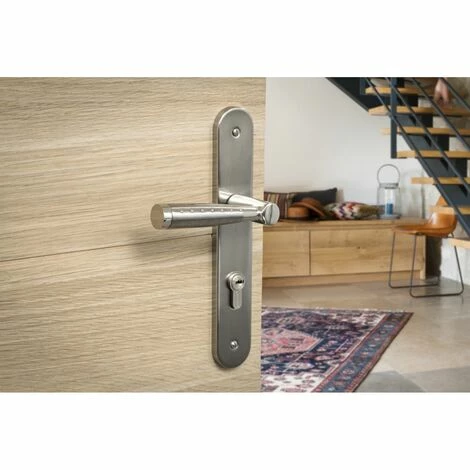 THIRARD - Ensemble De Poignées Pour Porte D'entrée Helios Trou De Cylindre, Carré 7mm, Entr'axes 195mm, Nickelé Brossé 5 THIRARD - Ensemble De Poignées Pour Porte D'entrée Helios Trou De Cylindre, Carré 7mm, Entr'axes 195mm, Nickelé Brossé – Image 3